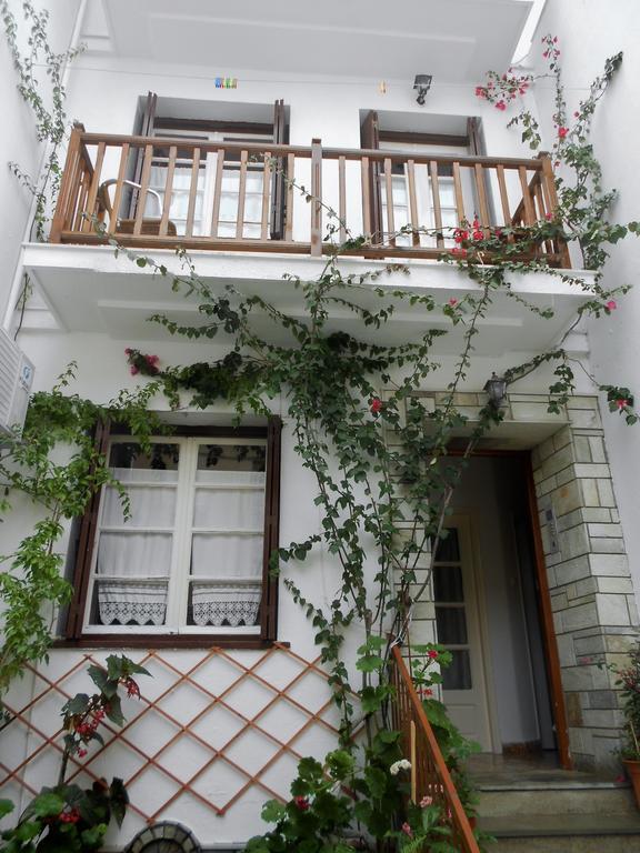 Aggela Guesthouse Skopelos Town Exterior foto