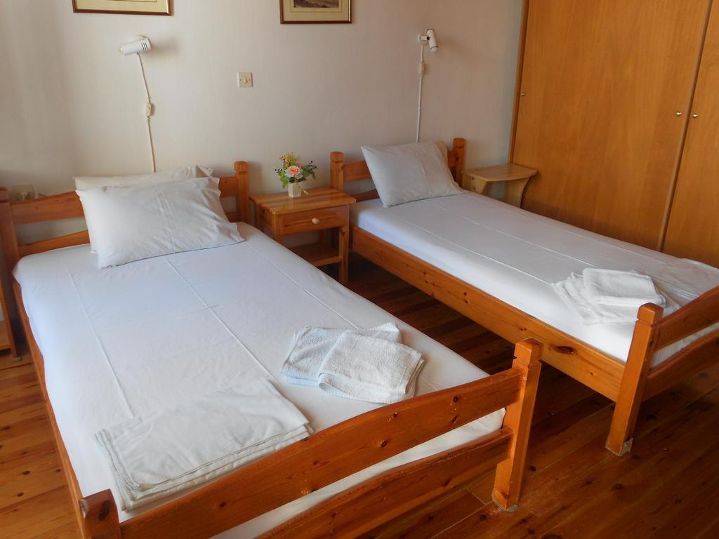 Aggela Guesthouse Skopelos Town Quarto foto